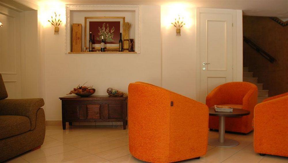 Hotel Bamar Pinarella Kültér fotó