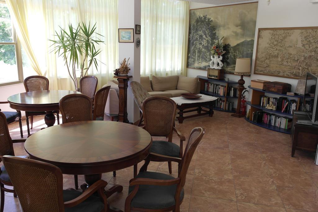 Hotel Bamar Pinarella Kültér fotó